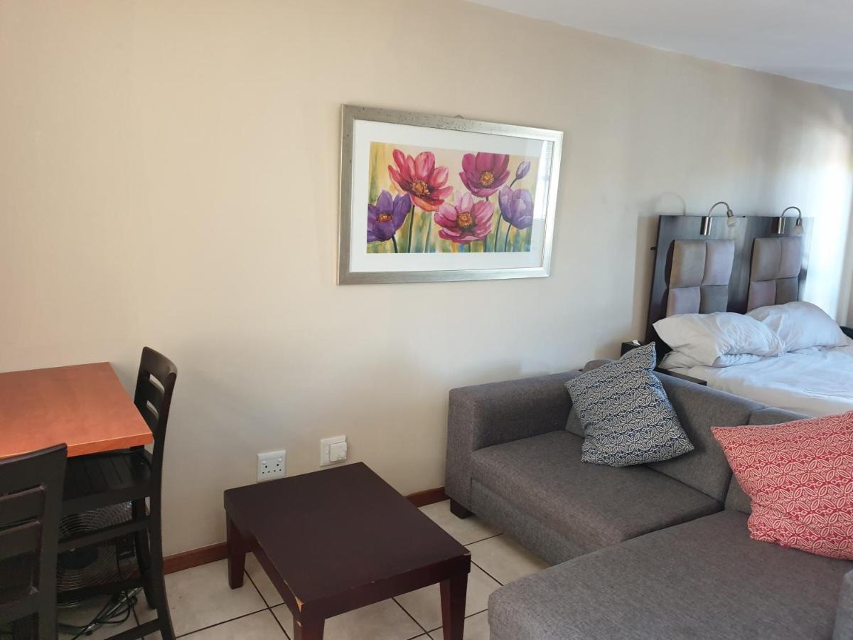 Grosvenor Apartments Pretoria-Noord Εξωτερικό φωτογραφία